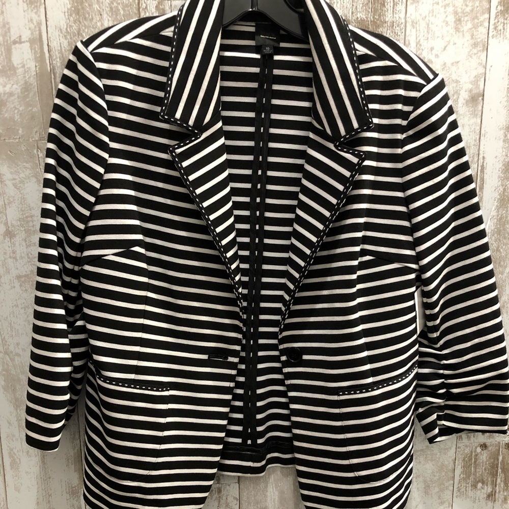 Black and White stripped Saks Fifth Avenue Blazer